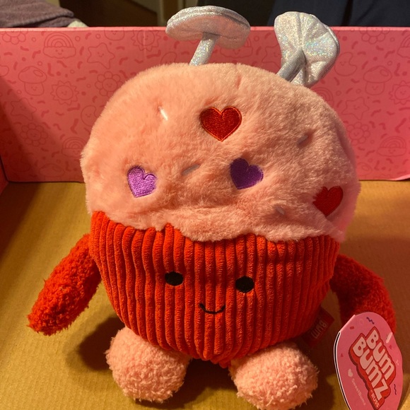 Russ Other - Bumbumz Cramer the cupcake